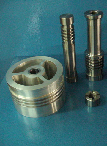 Запчасть для АГНКС <span style="font-weight: bold;">Поршни компрессора 1-3 и 2-4 для компрессора efiqual, aspro, ariel, knox.</span>